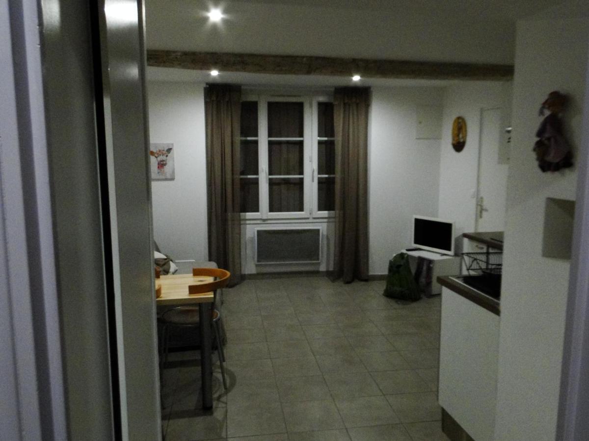 Sympathique Appartement LʼIsle-sur-la-Sorgue Zewnętrze zdjęcie